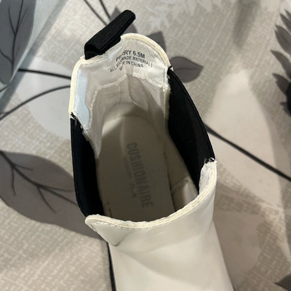 Cushionaire “Perry” Ankle Boots - Picture 5 of 5